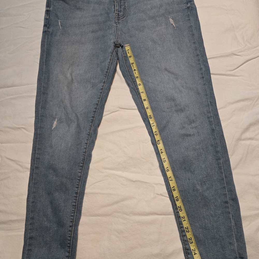 Zara Men's Skinny Jeans in Faded Blue Denim